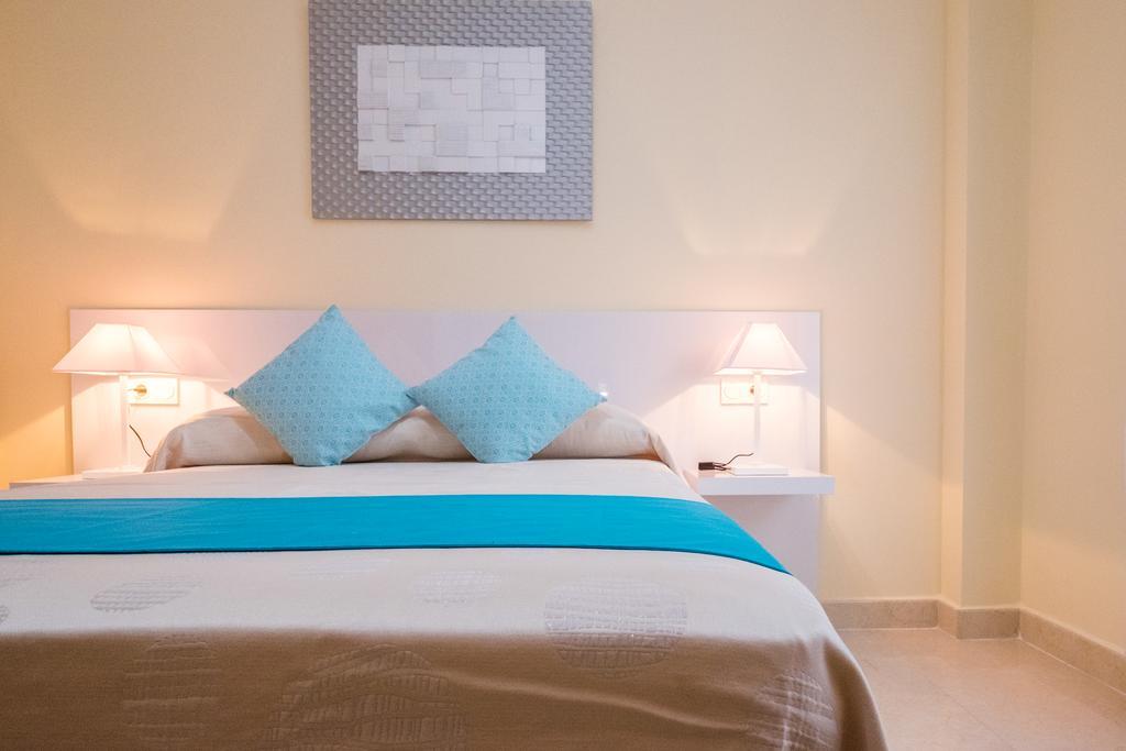 Apartamento Cala Bajo Нерха Экстерьер фото