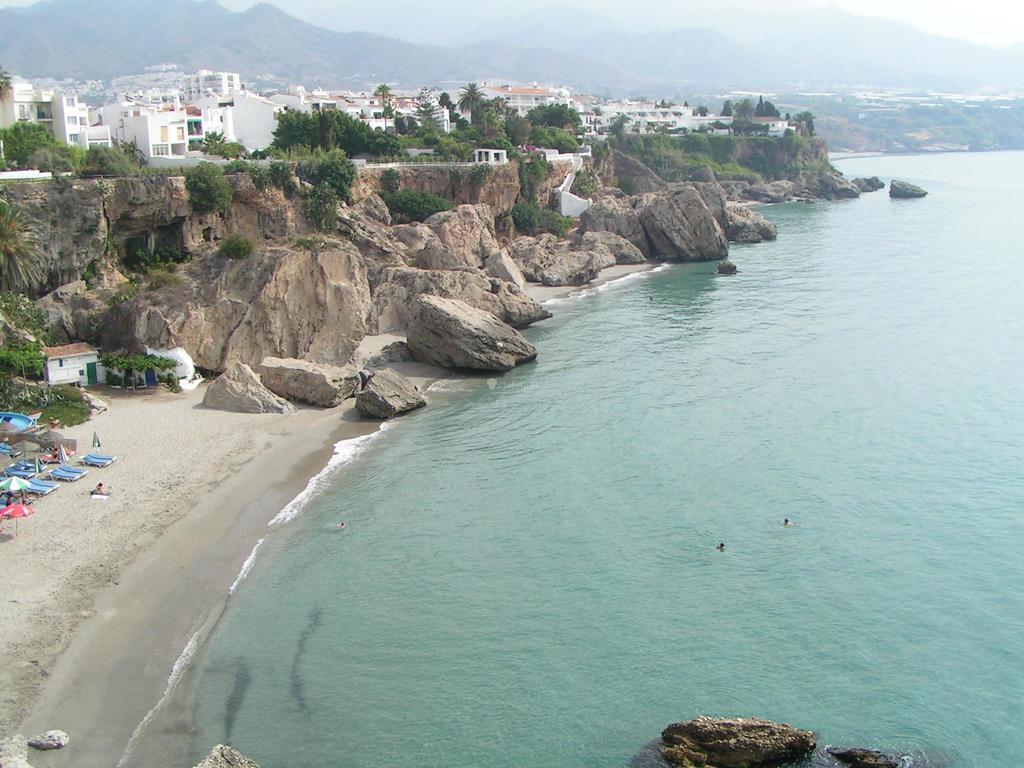 Apartamento Cala Bajo Нерха Экстерьер фото